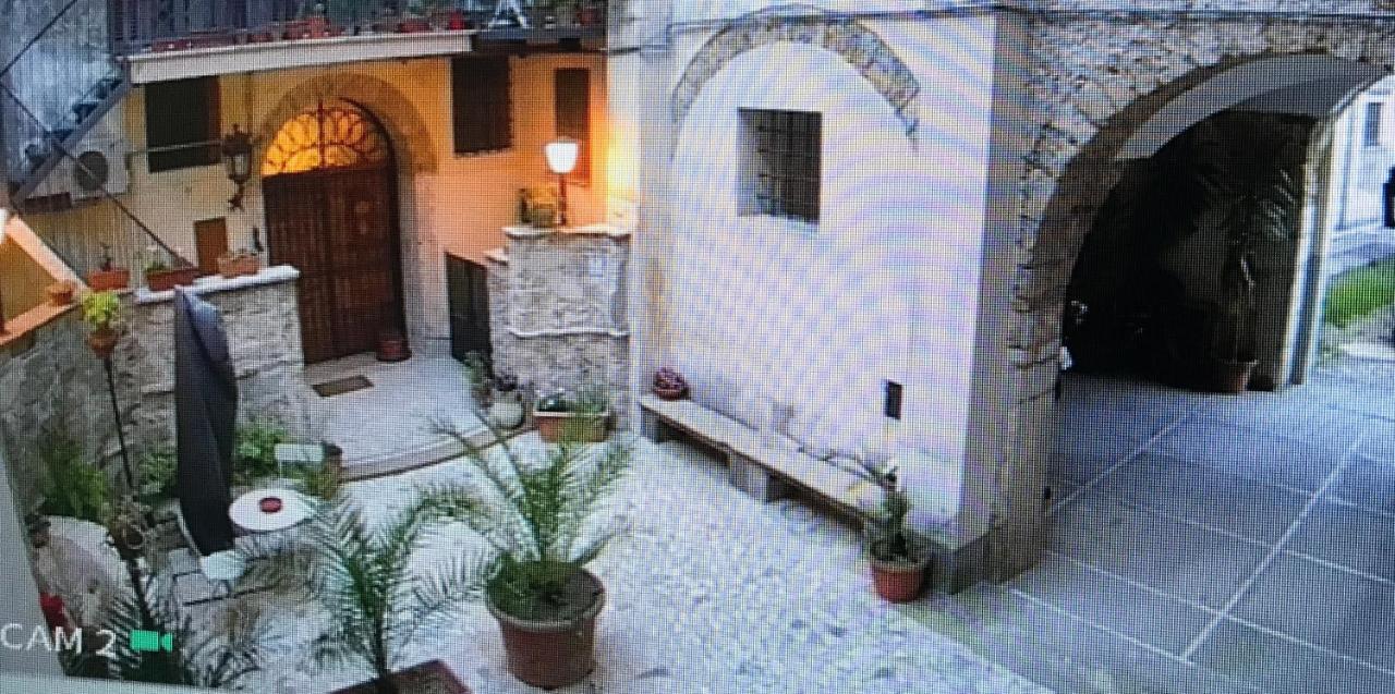 Le Prigioni Del Palazzo B&B Sora Bagian luar foto