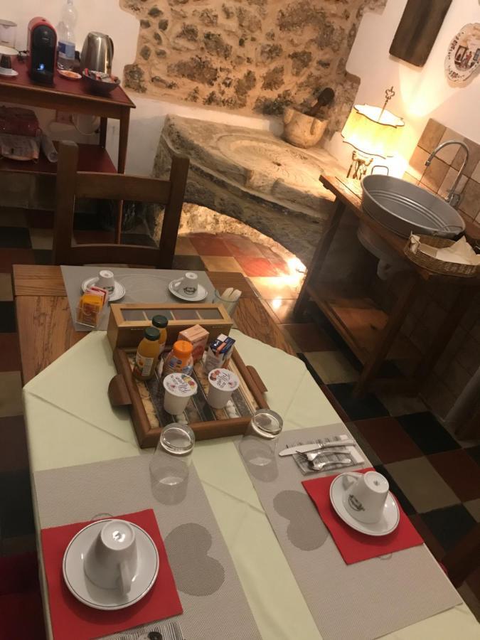 Le Prigioni Del Palazzo B&B Sora Bagian luar foto