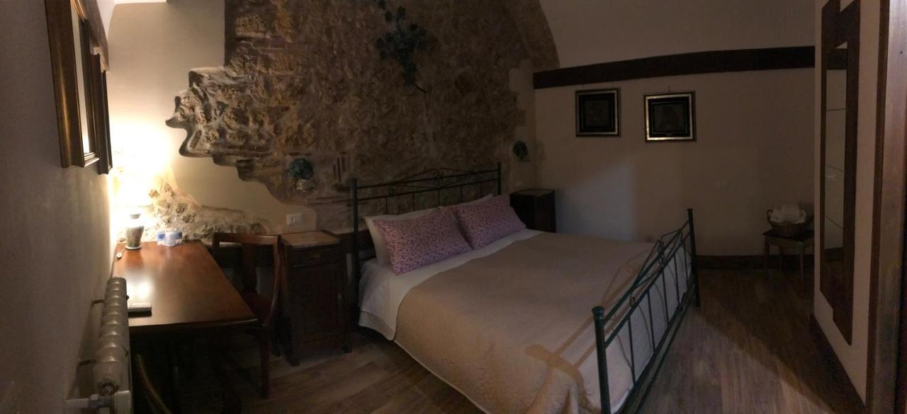 Le Prigioni Del Palazzo B&B Sora Bagian luar foto