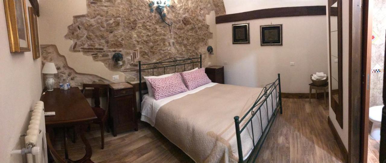 Le Prigioni Del Palazzo B&B Sora Bagian luar foto