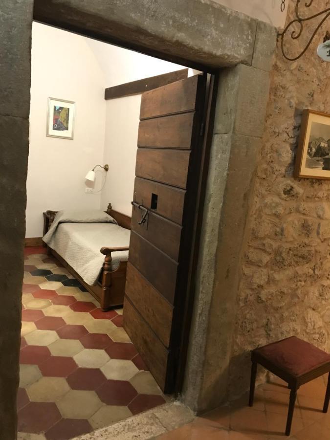 Le Prigioni Del Palazzo B&B Sora Bagian luar foto