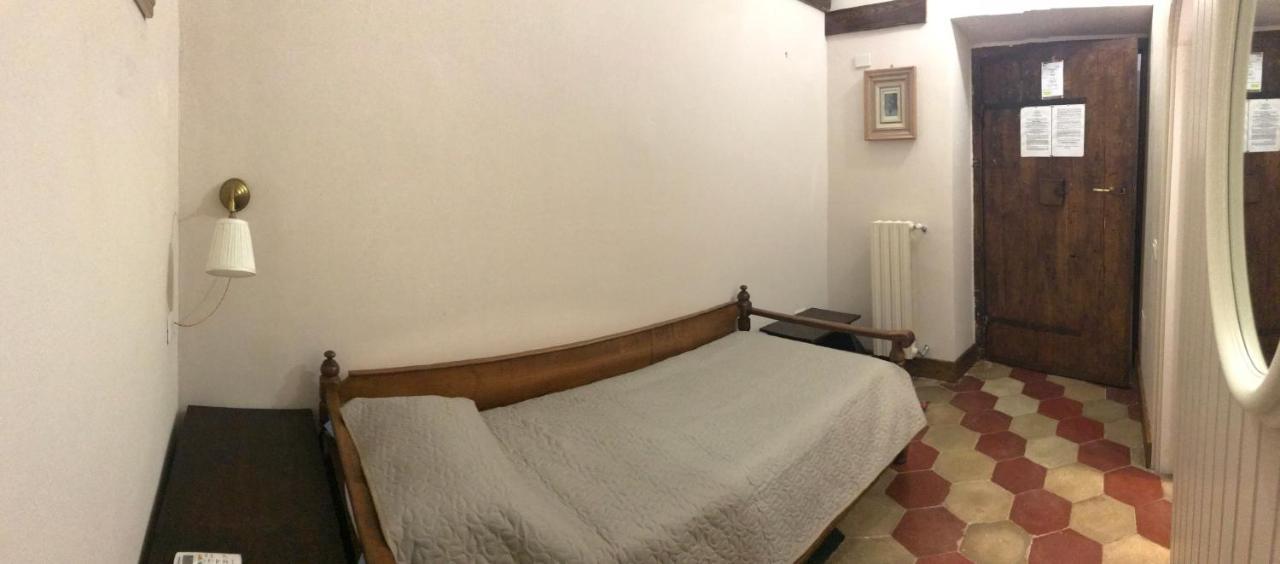 Le Prigioni Del Palazzo B&B Sora Bagian luar foto