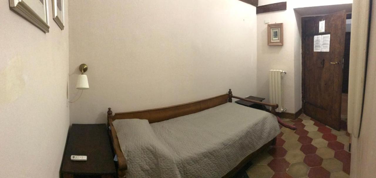 Le Prigioni Del Palazzo B&B Sora Bagian luar foto