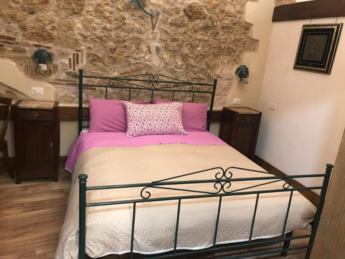 Le Prigioni Del Palazzo B&B Sora Bagian luar foto