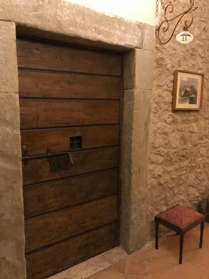 Le Prigioni Del Palazzo B&B Sora Bagian luar foto