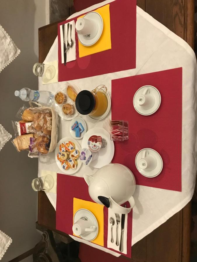 Le Prigioni Del Palazzo B&B Sora Bagian luar foto